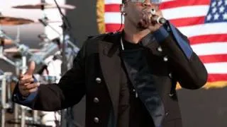 Tribute to the Troops: Diddy-Dirty Money performs