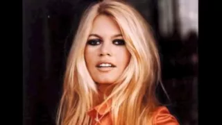 Brigitte Bardot - Harley Davidson -