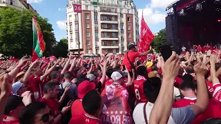 Mo Salah Song // The Egyptian King 🇪🇬👑 // Liverpool fans sing with Jamie Webster 🔴