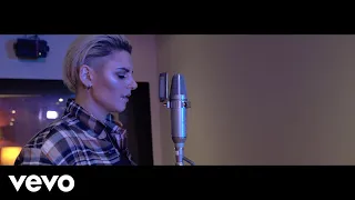 Christina Novelli - It'll End In Tears (Acoustic)