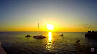 #jamaica #negril #timelapse Sunset timelapse on the Rick’s Cafe in Negril Jamaica