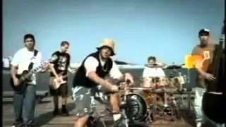 Quinta-Feira (Clipe Oficial) - Charlie Brown Jr - 1997