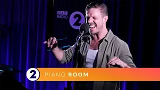 Jake Shears - I Dont Feel Like Dancin' (Radio 2 Piano Room)