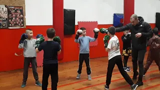 Тренировка за малки деца в кик бокс клуб Скорпион Плевен('част 2)