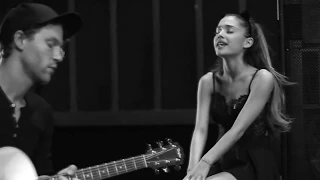 Ariana Grande Acappela/Acoustic - MoonlightAvenue