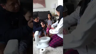 Funny Mom Shows The Boys Toilet Manners 🚽🧻🤯😂❤️✅🚀