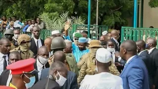 Mali : le président de la transition, le colonel Assimi Goïta, visé par une attaque au couteau