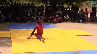 GYMNASTIQUE  SCOLAIRE : CES GESTES QUI GRANDISSENT CES FUTURS CHAMPIONS