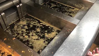 how to filter a fryer at mcdonald’s (simple)