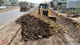 Large Surface Filling​​ Of First Installing Downstairs​ Foundation Using Stone Soils With Bulldozer