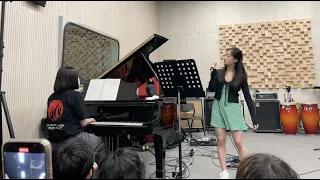 On the sunny side of the street (live during class)