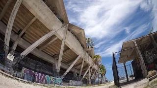 (SECURITY) EXPLORING ABANDONED STADIUM | OmarGoshTV