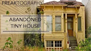 Exploring Abandoned Tiny House Chased by Angry Raccoons | Tiny Houses | Exploring with Freaktography