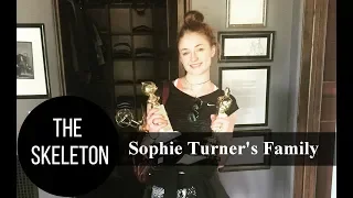 Sophie Turner Family: Husband, 2 Brothers, Parents
