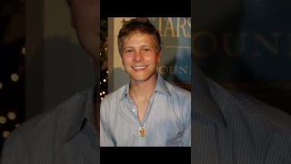 Мэтт Чукри (Matt Czuchry) musical slide show