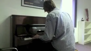 Happiness is a warm gun (Beatles Piano Cover)