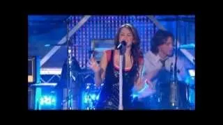 Miley Cyrus - Live Performance from Disney Channel Games - "Breakout"