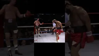 "Rowdy" Roddy Piper vs Mr. T at Wrestlemania 2 #shorts #wwe #wrestlemania #mrt #roddypipper #boxing