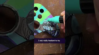 Painting Overwatch's Reinhardt using Posca Markers on an Xbox controller