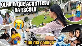 TIVE QUE CORRER DE MOTO PRA BUSCAR MEU FILHO NA ESCOLA! *ele chorou* 😰🗣️ | UM DIA COMIGO!