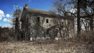 Step Inside This Sad Forgotten 200 year old Quaker House in Pennsylvania