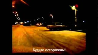 28 машин разбилось на метромосту в Омске