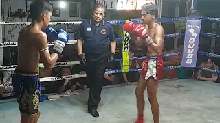 Singhart Sor Saowalek (red) Vs Phetpayalee Baanraimonta (blue) 01,46 Kilos @Antza Thaiboxing Hua Hin