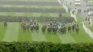 The WORLD's most famous race over jumps - PINEAU DE RE wins the 2014 Grand National