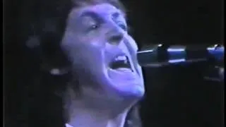 02 Let Me Roll It - Paul McCartney & Wings