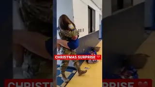 This soldier surprised his little sister for Christmas ❤️🙌 #shorts