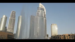 رقصة نافورة مول دبي على أغنية شارك الغي في سما دبي - ميحد حمد