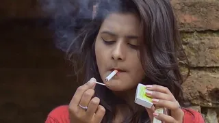 Girl Smoking🚬🚬 Freedom Whatsapp Status Video 2019