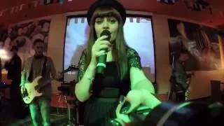 "69-ый Бэнд" (feat. Crazy Man) - Экспонат, на лабутенах нах (LIVE)