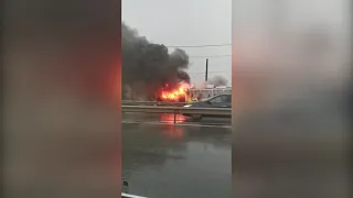 Craiova: Un tramvai a luat foc în mers după ce a fost lovit de fulger
