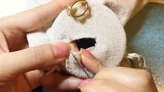 How to Mend a Hole in a Sweater if There is No Excess Wool