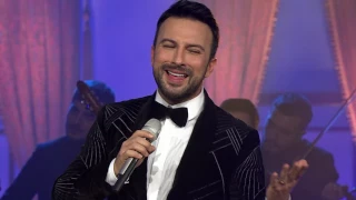 TARKAN - Kara Bulutları Kaldır Aradan - Ahde Vefa | 2017 Yılbaşı Özel