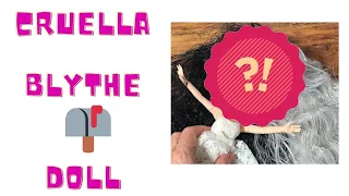 Cruella Fakie Blythe Unboxing Adult Collector #CruellaAsADolly