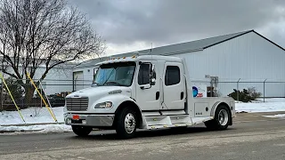 2005 Freightliner. C7 cat