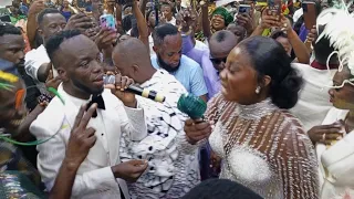 Musician Akwaboah performed for his wife at their wedding 💍