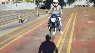 Primeira Aula de Moto  "Moto Escola"