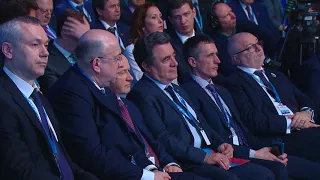 Пленарное заседание «РОССИЯ 2018-2024: РЕАЛИЗУЯ ПОТЕНЦИАЛ»