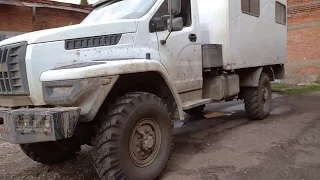 УралНекст4×4 выгнал из ангара