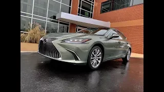 2019 Lexus ES  | The Staid Sedan Goes Sexy | TestDriveNow