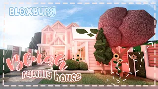 Minami Oroi Bloxburg Speedbuild and Tour   Two Story Blush Summer Family House   June 19 2021