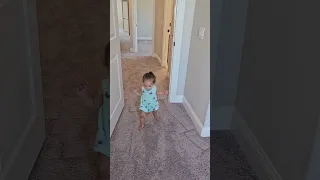 Skylar gains confidence in walking 😊 20 days before 1st  Birthday 🎂 🥳 (2)