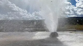 Beehive Geyser Eruption (BONUS - Sounds of Yellowstone)