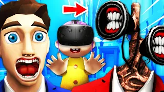 VR BABY Turns PARENTS Into SIREN HEAD (Baby Hands VR Funny Gameplay)