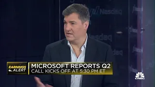 "Fast Money" traders break down Microsoft's recent earnings results