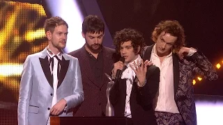 The 1975 win British Group | The BRITs 2017