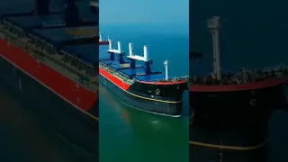 Por quê os navios não afundam já que são super pesados?#shorts